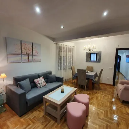 Jasjose Centro - La Elegancia De La Cadena Jasjose Vut-2048-as Апартаменты *
